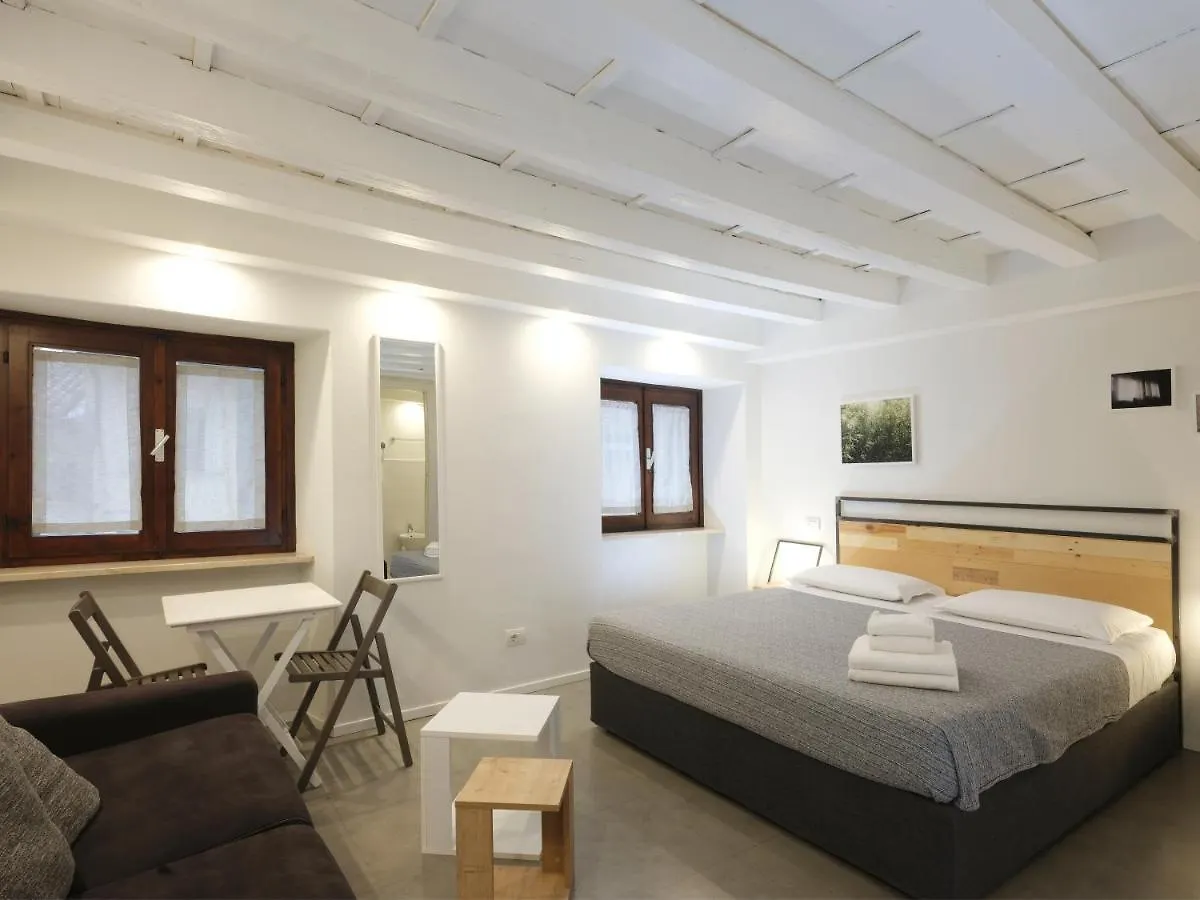 ** Guest house Piano Tre Hotel Verona Italy